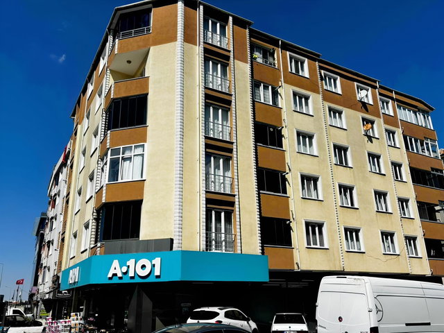 FA ÖZBİR'DEN ÇERKEZKÖY BARBAROS CADDESİNDE ARA KAT KOMBİLİ 2+1