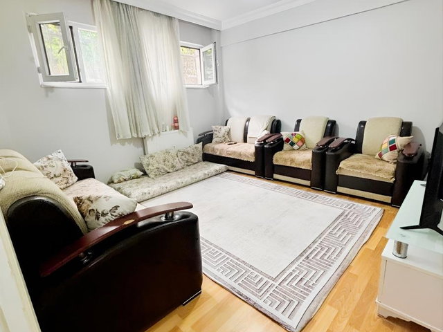 UZEMAR'DAN/KÜÇÜKÇEKMECE/KANARYA/SATILIK(1+1) &DAİRE
