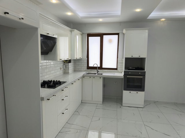 PEX ANKADAN GÜNGÖR TECDE CADDE LOKASYONUNDA KİRALIK4+1 LÜKSDAİRE