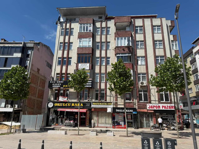 UFUKATASEVER GAYRİMENKULDEN ÖZTRAK CADDESİNDE KİRALIK