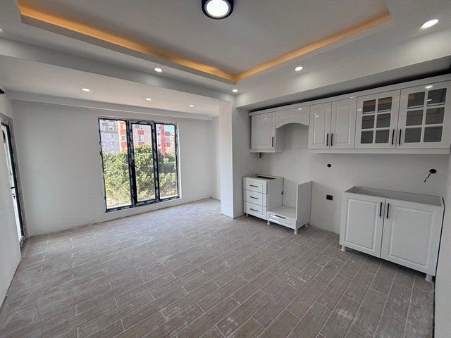 FA ÖZBİR'DEN SERVİS GÜZERGAHI 1+1 ÖN CEPHE DAİRE