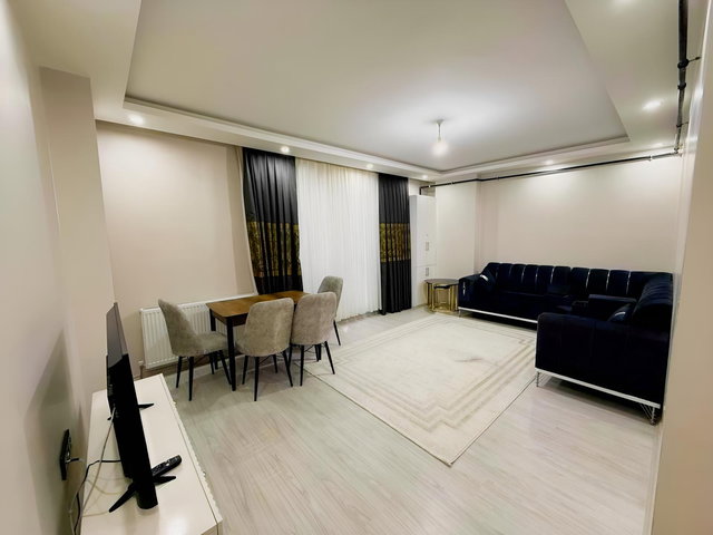 VAN EZBERCİLER CİVARI KİRALIK 1+1 LÜX DAİRE