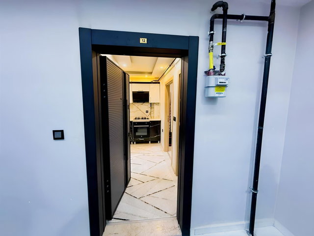 VAN EZBERCİLER CİVARI KİRALIK 1+1 LÜX DAİRE