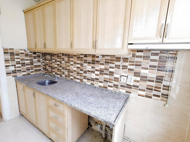 CUMHURİYET MH.SÖĞÜTLÜ ÇAYIR CD ÜZERİNDE 2+1 ARA KAT DAİRE
