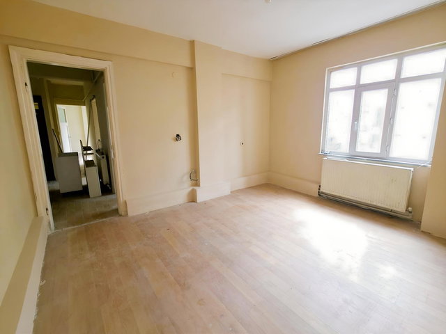 CUMHURİYET MH.SÖĞÜTLÜ ÇAYIR CD ÜZERİNDE 2+1 ARA KAT DAİRE