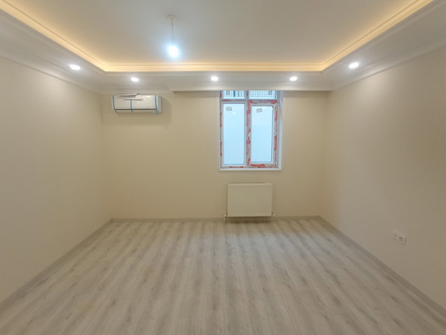 Kemancı Sitesinde Yeni Binada Lüks 2+1 Bahçe Kat Daire