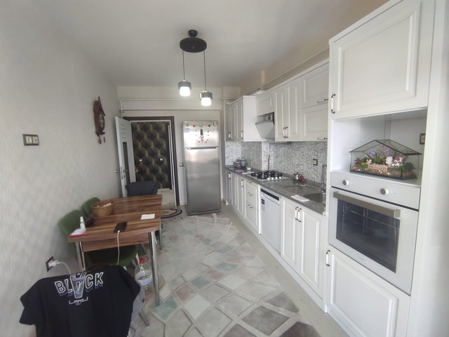YAKINCA GÖKTÜRK SİTESİNDE LÜX 3+1 MASRAFSIZ OTURUMA HAZIR DAİRE