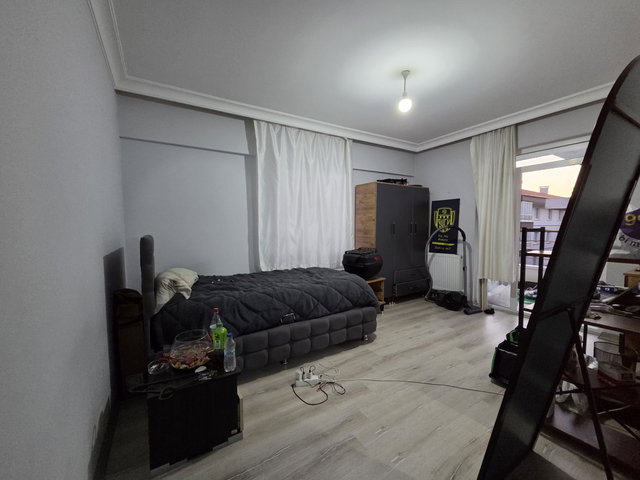 Doğante Yıldız'da merkezi Konumda UYGUN Satılık 3+1 Daire