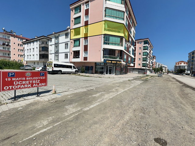 YUSUF USTA GAYRİMENKULDEN CADDEYE CEPHE 2+1 KİRALIK DAİRE
