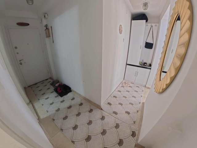 Alaybey'de Eşyalı Kiralık | Köşe 1+1 | Tadilatlı | Sahile 240 mt