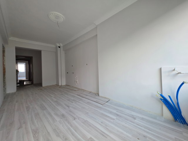 ÇINAR GRUP'DAN SATILIK ÇARŞIYA YAKIN 1+1 YATIRIMLIK FIRSAT DAİRE