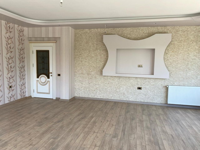 YILDIZTEPE MAH. CANBAYLAR TEPE TOWERSTE SATILIK 4+1 LÜKS DAİRE