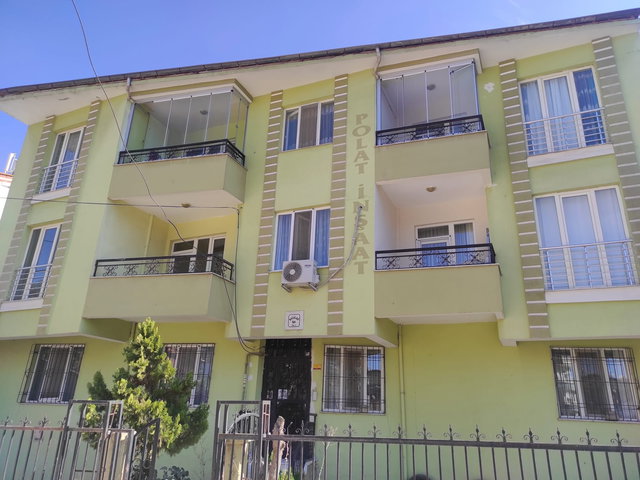 MALATYA LİSESİ ARKASINDA AZ KATLI SATILIK DAİRE