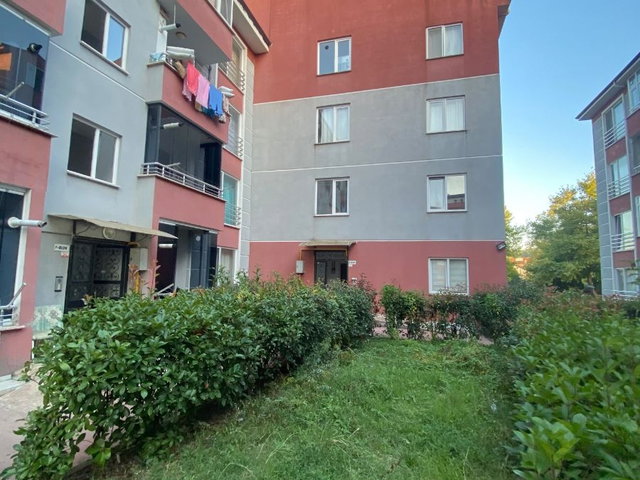 ÇAMLIEVLER SİTESİ 2+1 KAPALI MUTFAKLI