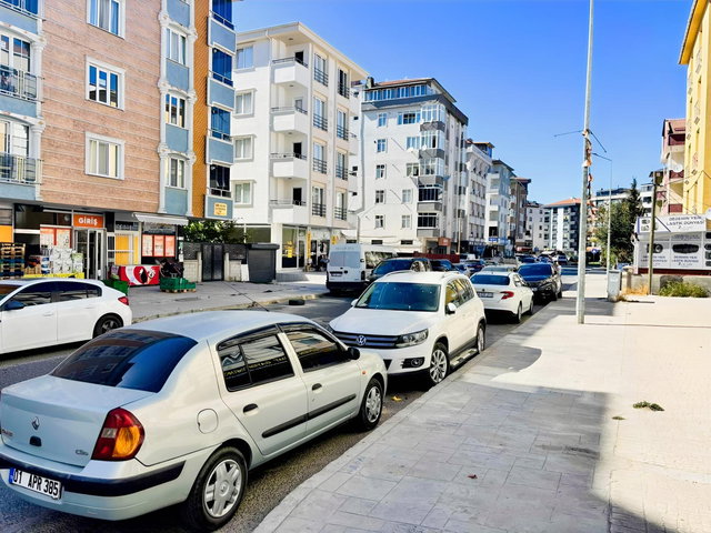 FA ÖZBİR'DEN FEVZİPAŞA CADDESİNDE KİRALIK EŞYALI 1+1 DAİRE