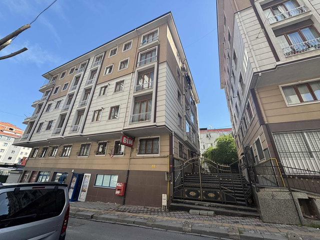 MRT GRUP'TAN SATILIK METROPARK EVLERİNDE 3+1 120m2 K.OTOPARKLI +