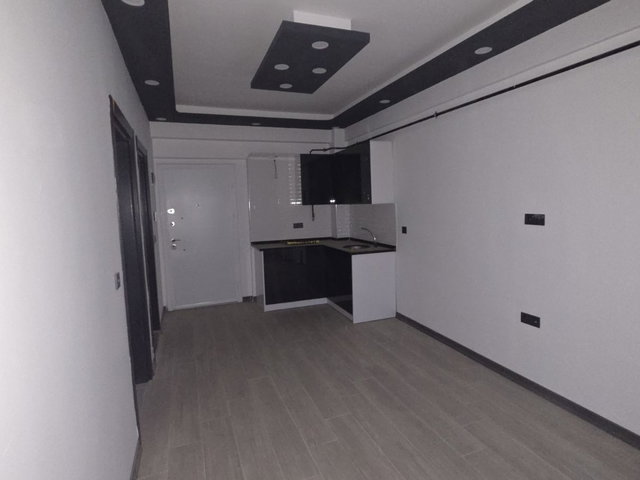 CARŞI MERKEZDE SIFIR FUL EŞYALI ORTA KAT KİRALIK DAİRE