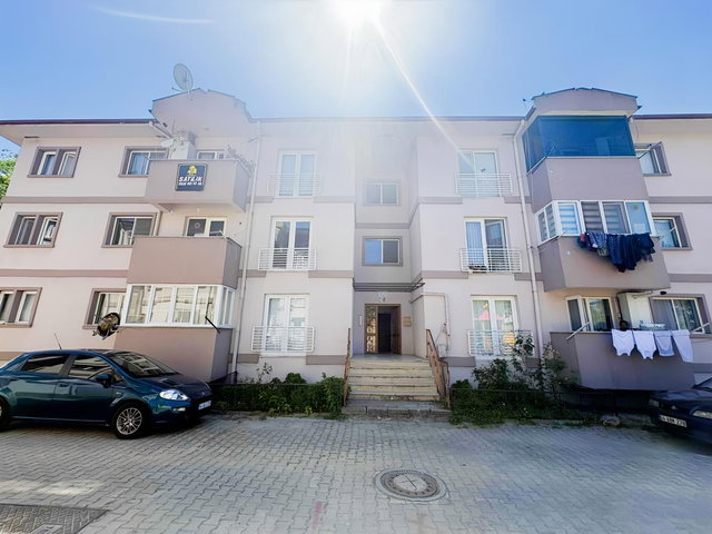 SAKARYA ADAPAZARI KARAMAN MAHALLESİ MERKEZİNDE 3+1 SATILIK DAİRE