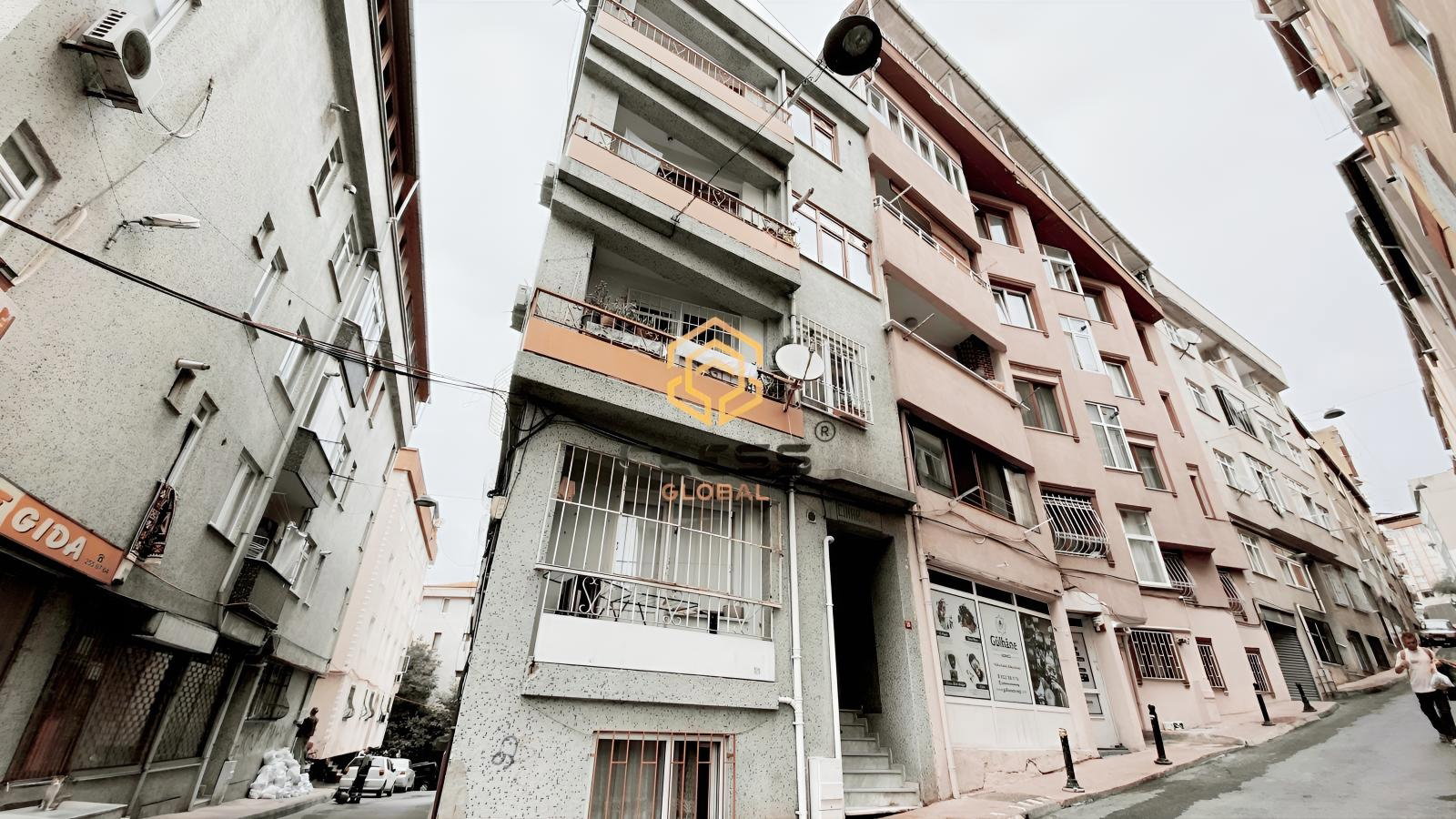 BEYOĞLU SÜTLÜCEDE BALKONLU, FERAH VE MASRAFSIZ KİRALIK 2+1