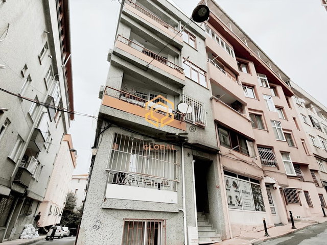BEYOĞLU SÜTLÜCEDE BALKONLU, FERAH VE MASRAFSIZ KİRALIK 2+1