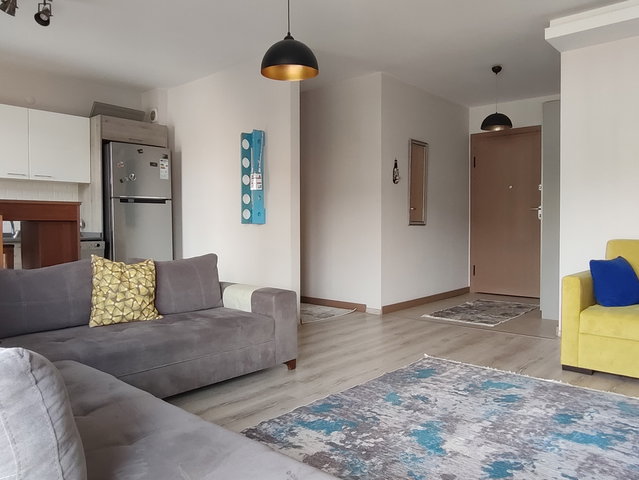 BAYRAKLI KÖRFEZ MAHALLESİNDE EŞYALI KİRALIK EŞSİZ DAİRE