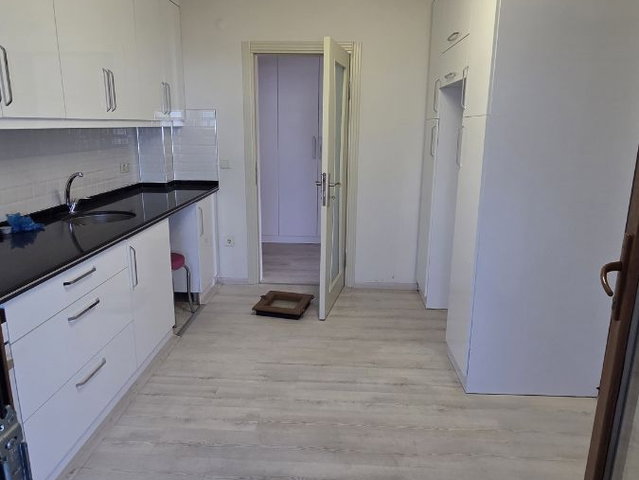 140m2 3.CÜ KAT KREDİYE UYGUN MALZEME VE İŞCİLİK 1Cİ SINIF DAİRE