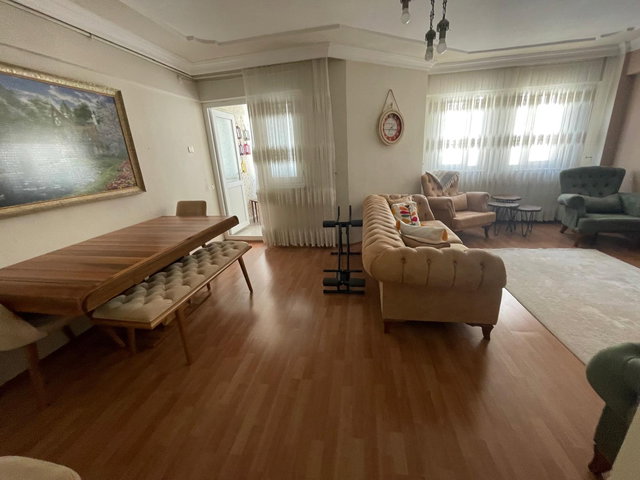 BKE BURSA KILIÇ TN SETBAŞI ŞİBLEDE SATILIK 3+1 105m2 3.KAT DAİRE