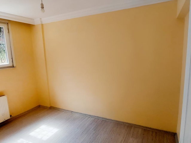 İÇERENKÖY MAH.ACIBADEM ÜNİVERSİTESİ YAKININDA KOT.1 DE 2+1 DAİRE