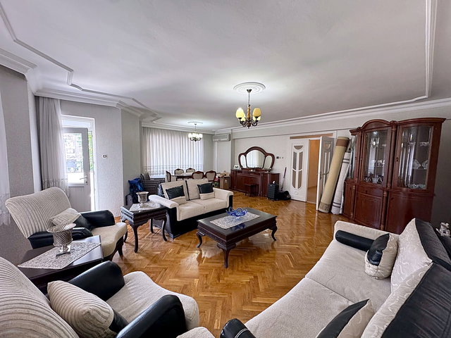 ATATÜRK'TE BAKIMLI VE MASRAFSIZ 4+1 DAİRE