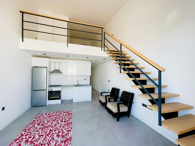 ÇEŞME DALYAN MARİNA YAKININDA 2+1 SATILIK LOFT DAİRE