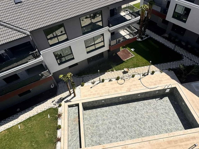 ÇİÇEK PARK HAVUZLU SİTE İÇİ MÜSTAKIL TADINDA 3+1