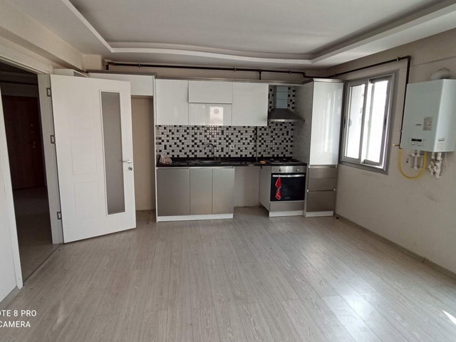 ULUFER'DEN BALÇOVA GENÇ BİNA YATIRIMLIK SATILIK DAİRE