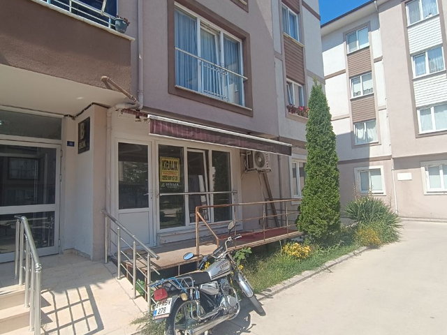 KOÇKENT SİTESİ EBEVEYN BANYOLU 2+1 GİRİŞ KAT DAİRE