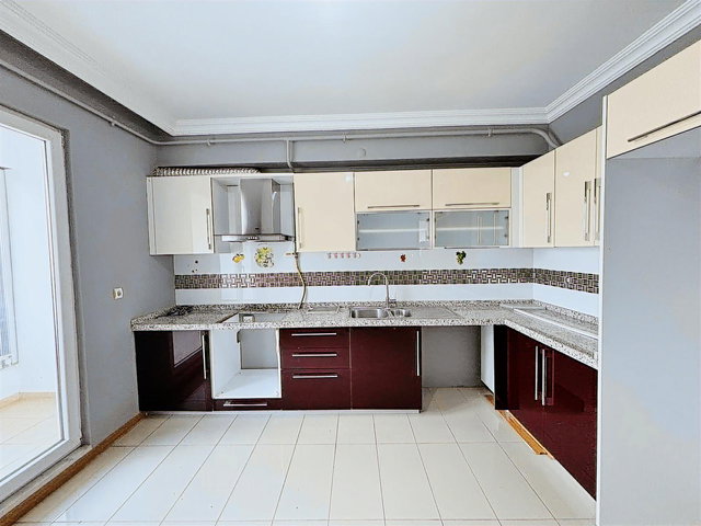 FA ÖZBİR'DEN TEPE BÖLGESİNDE 7/24GÜVENLİKLİ SİTE İÇİ 2+1DAİRE