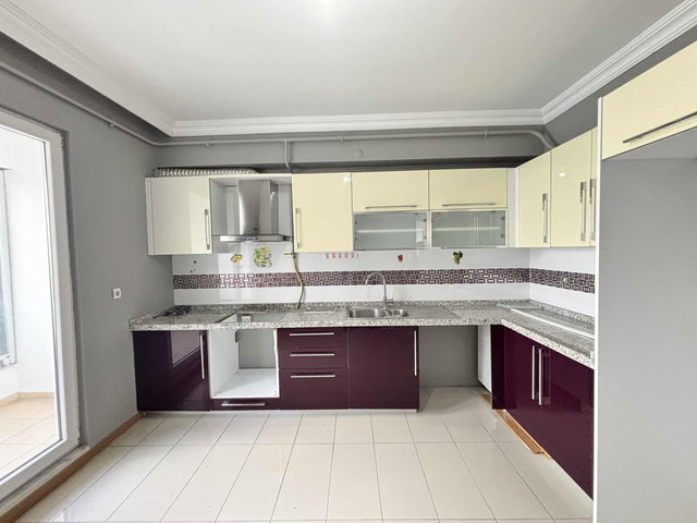 FA ÖZBİR'DEN TEPE BÖLGESİNDE 7/24GÜVENLİKLİ SİTE İÇİ 2+1DAİRE