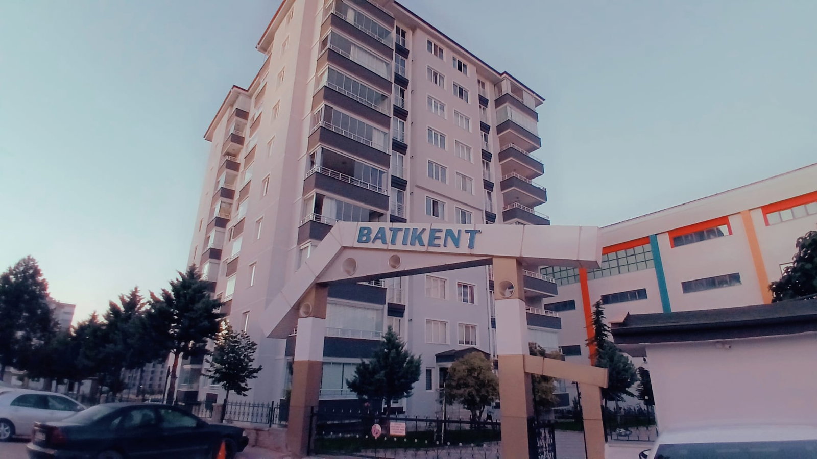 PEX ANKA'DAN YAKINCA MAH.'DE SATILIK LÜKS 3+1 DAİRE