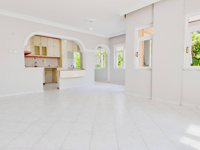ŞİRİNYALI ALTINEVLER GÜNEY SİTESİNDE KİRALIK 3+1 ASANSÖRLÜ