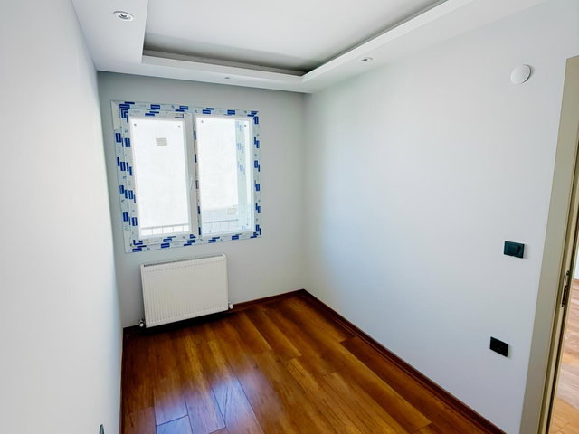 Bornova İnönü mahallesi fırsat Satılık 1+1