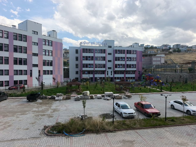 PEX ANKA'DAN TECDE ANA CADDE ÜZERİ KİRALIK SIFIR 3+1 DAİRE..