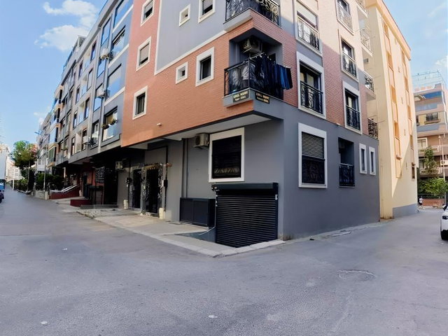 Şemikler'de Kiralık 5 Yıllık 1+1 Koridorlu Balkonlu