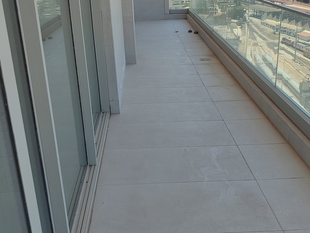 Megapol İzmir Kiralık eşsiz Deniz Manzaralı 1+1