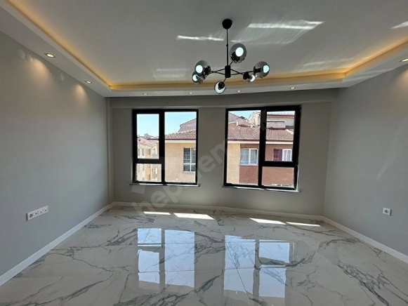 ACİL AKYAZI YENİ MAHALLE'DE 2+1 SATILIK DAİRE