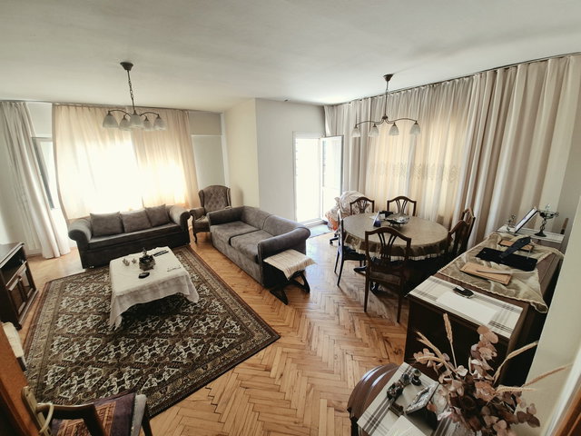 KARAKOL CAD. YAKINI, ARSA PAYI 55m2, 6/3. KAT, 135m2, ÖNÜ AÇIK