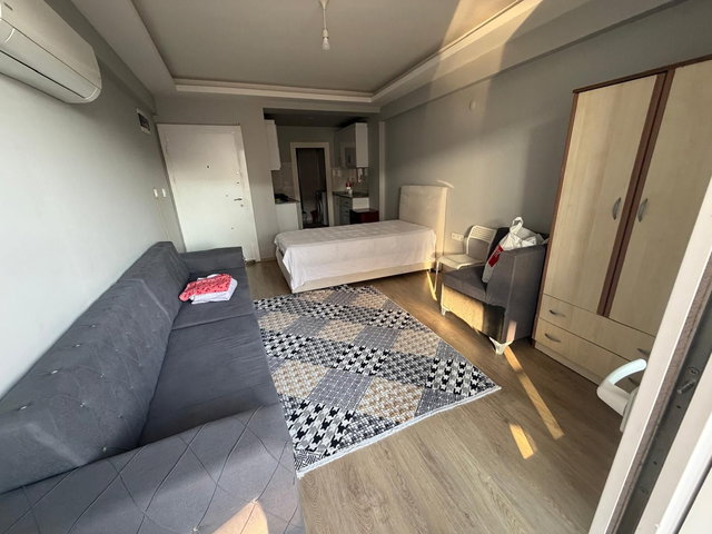 Mevlana'da Üniversite Yakını Kiralık 1+0 Daire