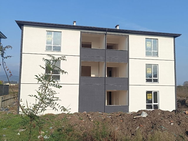 DEVLET HASTANESİ ARKASINDA SATILIK 2+1 DAİRE. YERDEN ISITMA