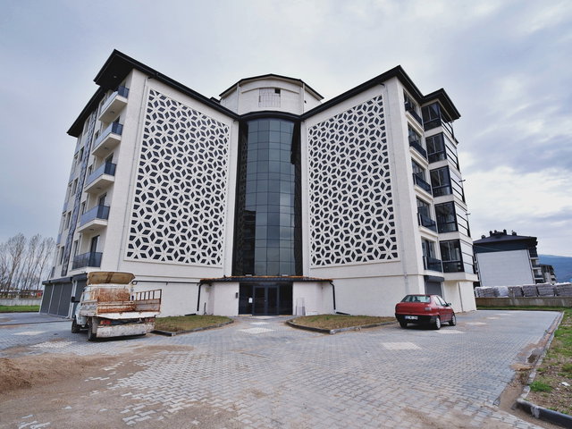 MARStan SERA AVM ARKASINDA SATILIK GENİŞ VE KULLANIŞLI 4+1 DAİRE