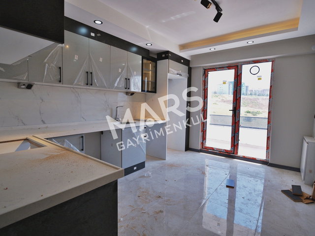 MARS'tan ZAFERTEPE'de MANZARALI GENİŞ 3+1 DAİRE