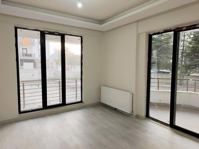 PEX ANKADAN YEŞİLYURT BELEDİYE CİVARI KİRALIK YENİ BİNA 3+1DAİRE