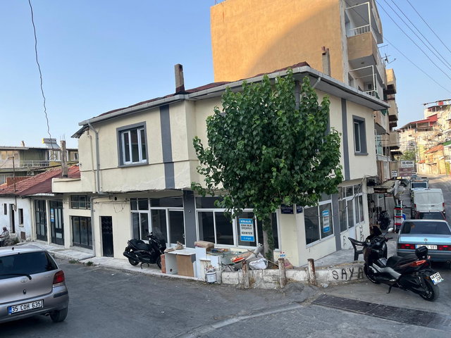 Konak Gültepe Mahallesi Satılık Komple bina