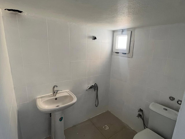 Konak Gültepe Mahallesi Satılık Komple bina
